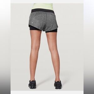 Lululemon Seamless Moves Shorts - Sz 8